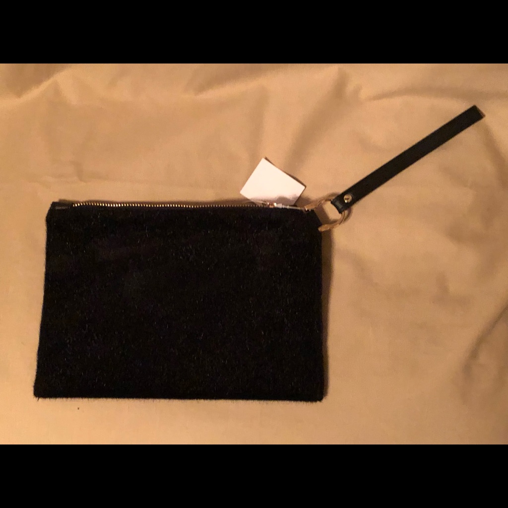 Nwt New Neutrogena Black Fuzzy Wristlet Bag 10 X 7  Makeup Case Travel Wallet